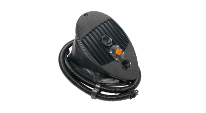 Foot pump with high-pressure chamber