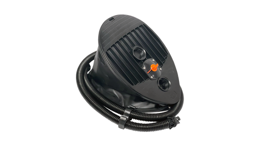 Foot pump with high-pressure chamber