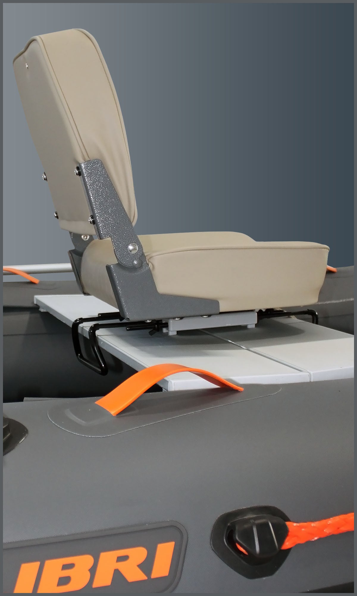 Swivel Plate + Sliding Mounting Mechanism